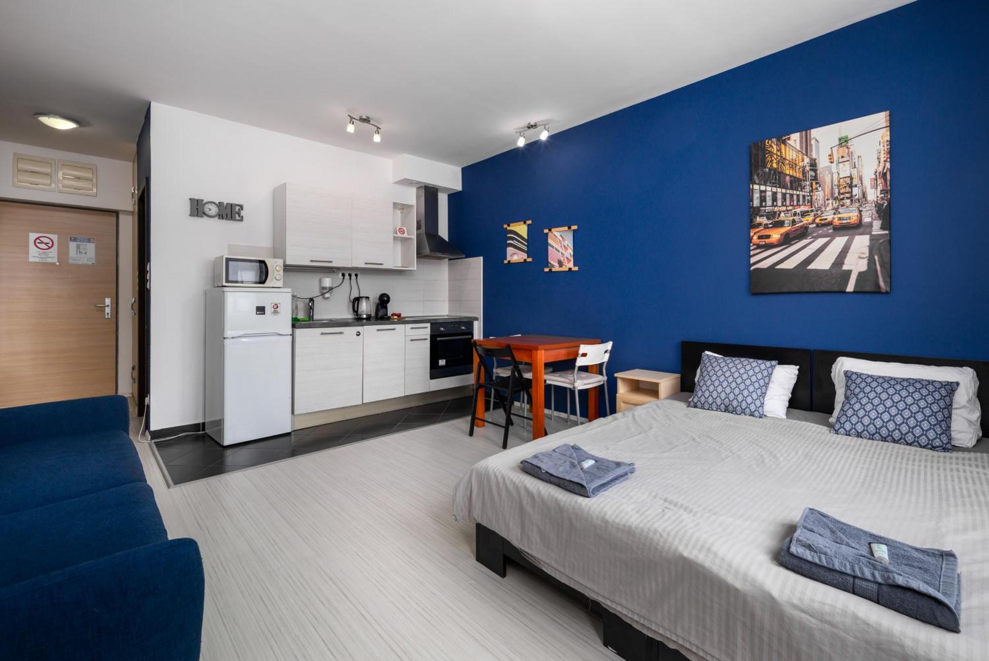 Sun Resort Residential Suite-Free Parking Garage Same Building 布达佩斯 外观 照片